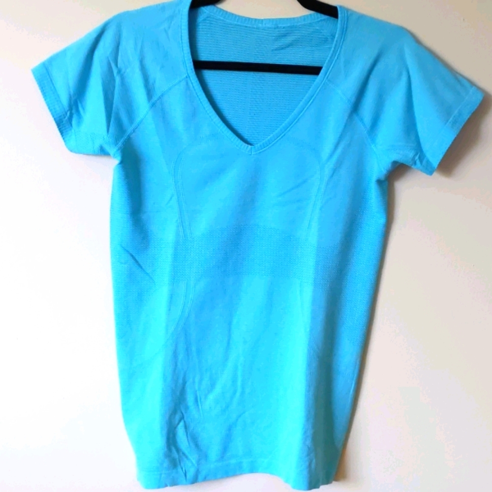 Lululemon swiftly tech short sleeve